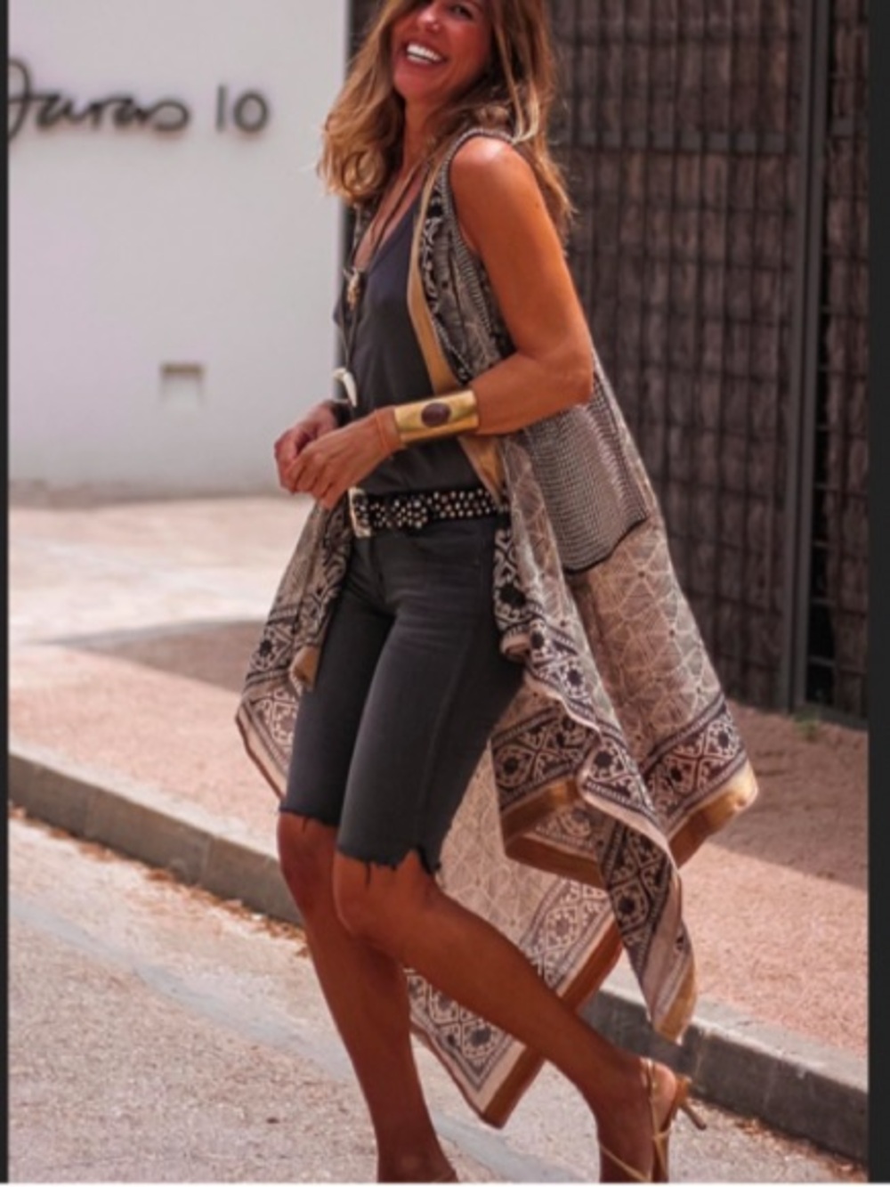 NEW• Atelier Jai Minimalist Lightweight Paisley Kimono Vest - Neutral Tones• L